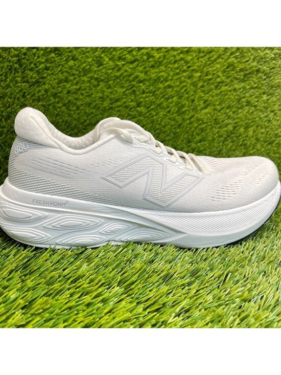 New Balance Shoes - New Balance Fresh Foam X 880v15 Womens Size 8.5 White Running Shoes Sneakers